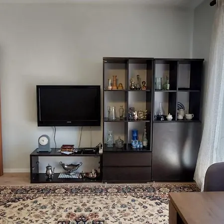 Apartment Mollys 1 *