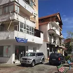 Mollys 1 Lägenhet Pogradec